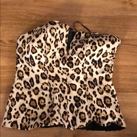 Guess crop top - Picture 1 of 8